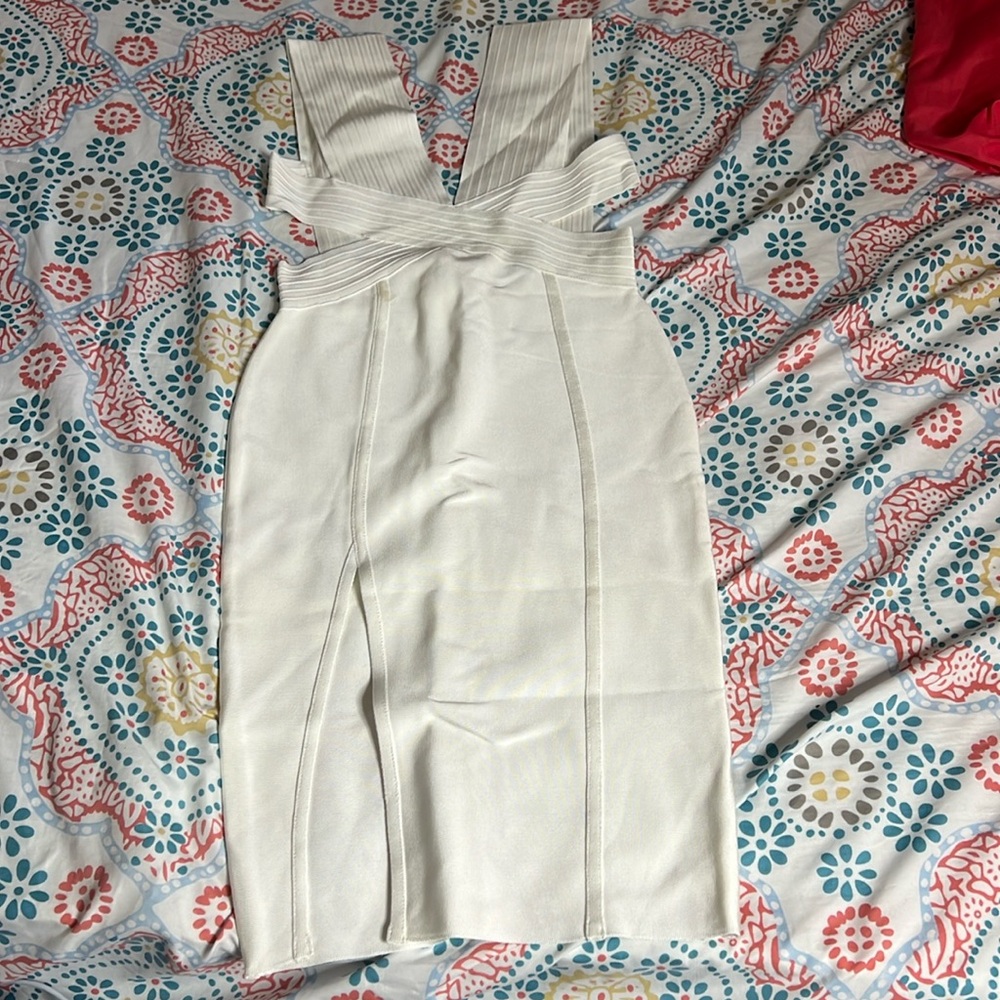 White Miss Circle Dress